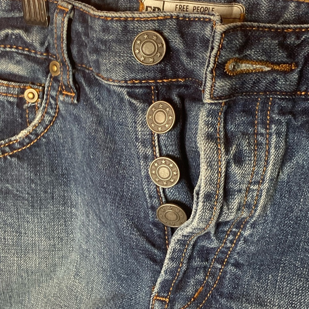Jean shorts “ Free People “ size 27